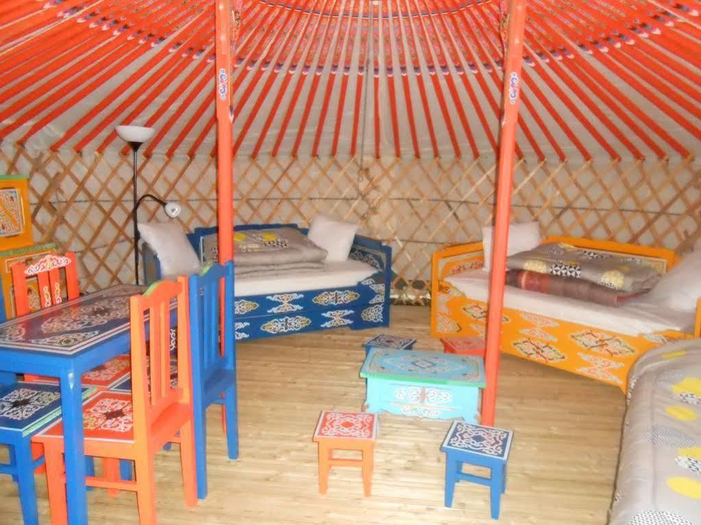 Mer Et Yourtes Hotel Henvic Luaran gambar